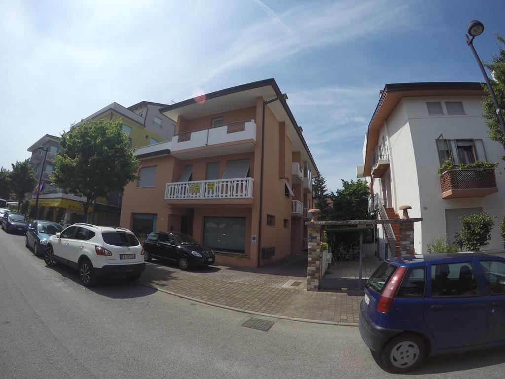 Casa Del Gambero Apartment Каорле Екстериор снимка
