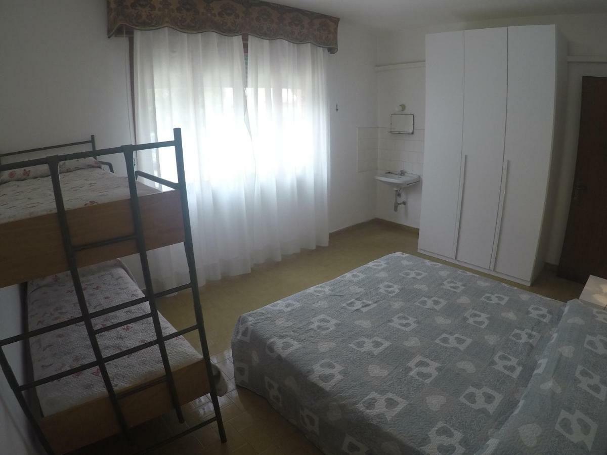 Casa Del Gambero Apartment Каорле Екстериор снимка